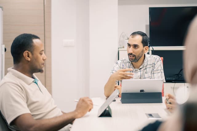 جلسات الاستشارة والمرافقة